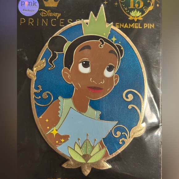 LE 300 Princess and the Frog 15th Anniversary - Young Tiana Pin - Picture 3 of 4